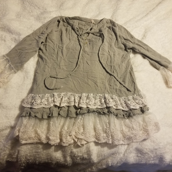 Hayden Other - Adorable girls dress shirt